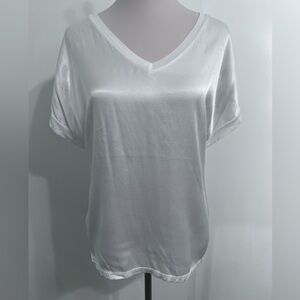 NWOT. Top Short Sleeve